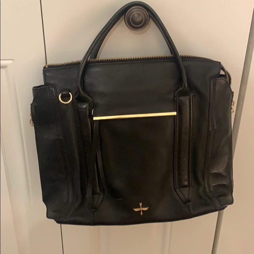 Black Pour La Victoire Handbag